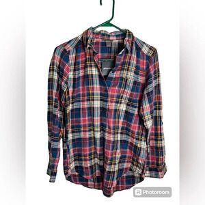 Eddie Bauer Women’s Plaid 1/3 Button Up Blouse Women’s Small